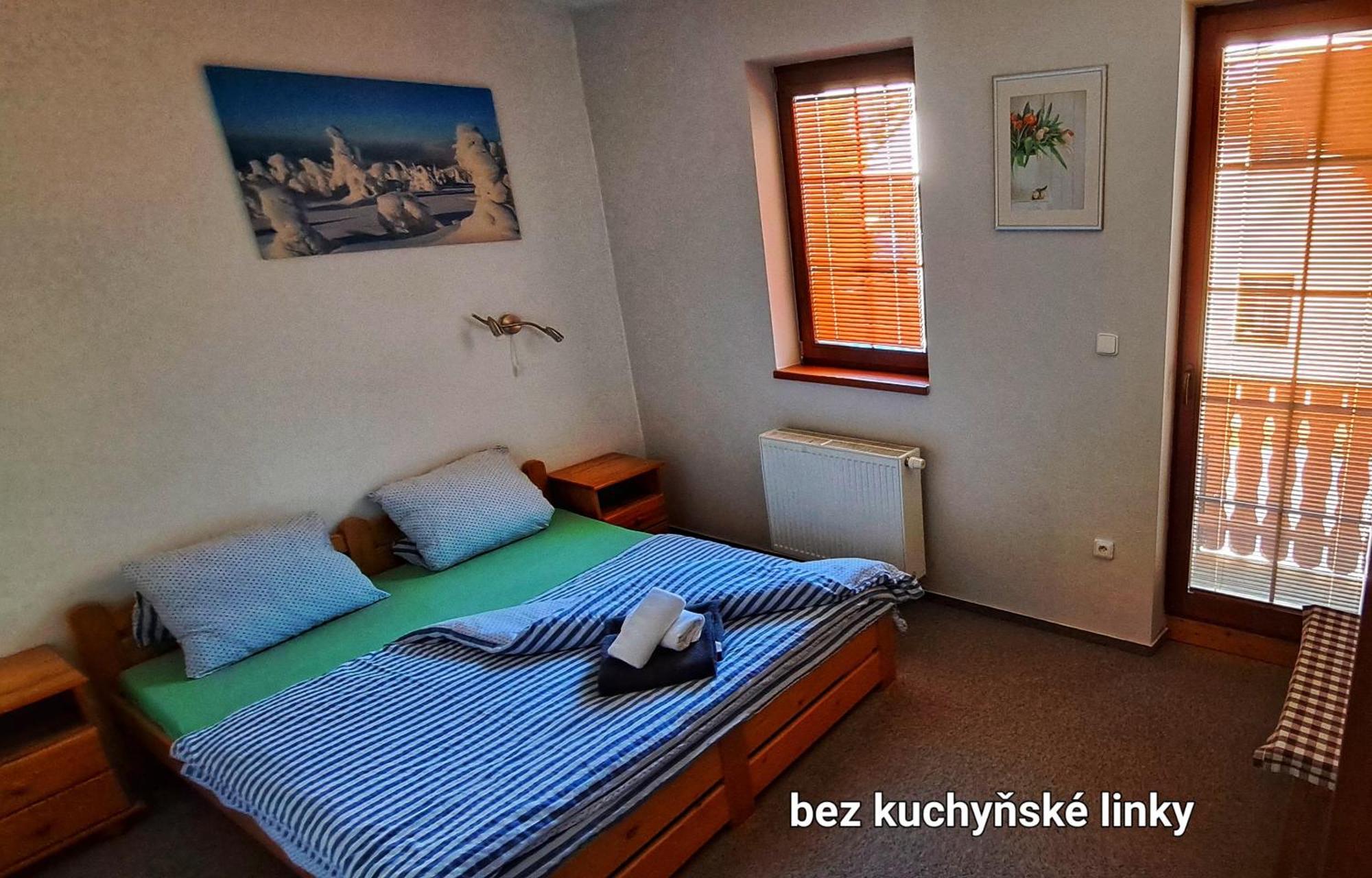 Готель Penzion Sunski Гаррахов Екстер'єр фото
